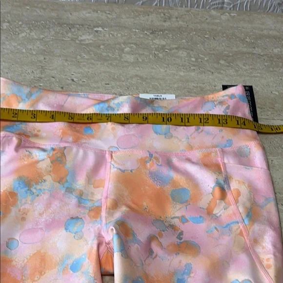 Women 2 piece Orange,Pink, white and blue active wear set. - Picture 9 of 12